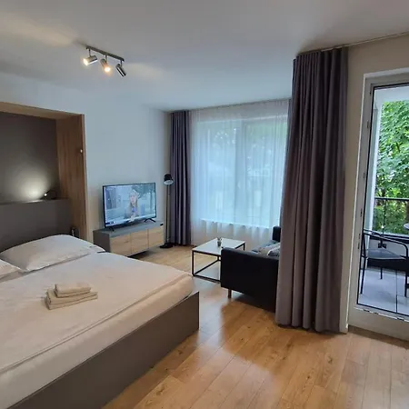 Apartment Entrez - Pri Hokejovej Arene *