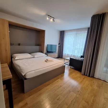 Entrez - Pri Hokejovej Arene Apartment Košice