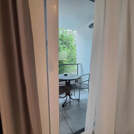 Entrez - Pri Hokejovej Arene Apartment *